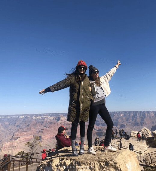 Sibylla Deen Lifestyle Traveling